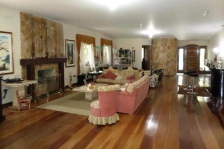 Casa à venda com 4 quartos, 439m² em Jardim Santa Helena, São Paulo