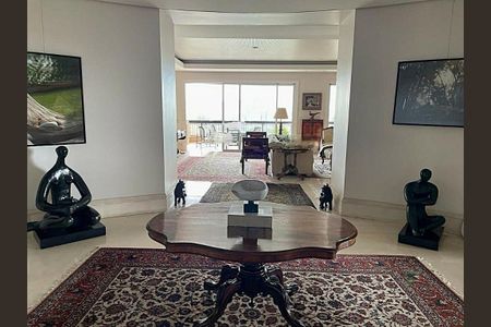 Apartamento à venda com 715m², 4 quartos e 10 vagas