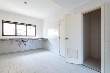 Apartamento à venda com 4 quartos, 195m² em Vila Gomes Cardim, São Paulo
