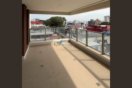 Apartamento à venda com 135m², 2 quartos e 3 vagas