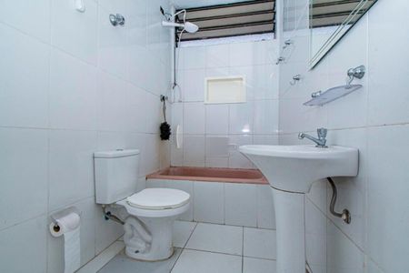 Casa à venda com 140m², 3 quartos e 2 vagas