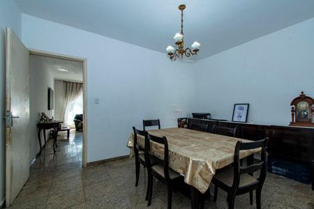 Casa à venda com 140m², 3 quartos e 2 vagas