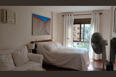 Apartamento à venda com 4 quartos, 220m² em Vila Morumbi, São Paulo