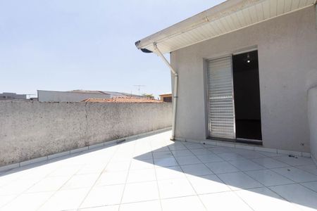 Casa para alugar com 125m², 3 quartos e 2 vagas Casa para alugar com 125m², 3 quartos e 2 vagasTerraço