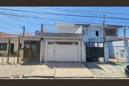 Casa para alugar com 125m², 3 quartos e 2 vagas Casa para alugar com 125m², 3 quartos e 2 vagasFachada
