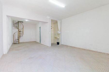 Casa para alugar com 125m², 3 quartos e 2 vagas Casa para alugar com 125m², 3 quartos e 2 vagasQuintal e Área de Serviço