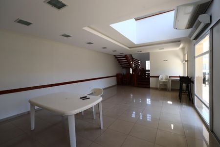 Casa à venda com 187m², 3 quartos e 4 vagasÁrea comum - Salão de festas