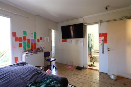 Casa à venda com 187m², 3 quartos e 4 vagasSuíte