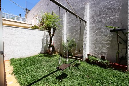 Casa à venda com 187m², 3 quartos e 4 vagasQuintal