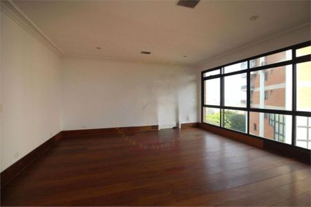 Apartamento para alugar com 4 quartos, 541m² em Vila Progredior, São Paulo