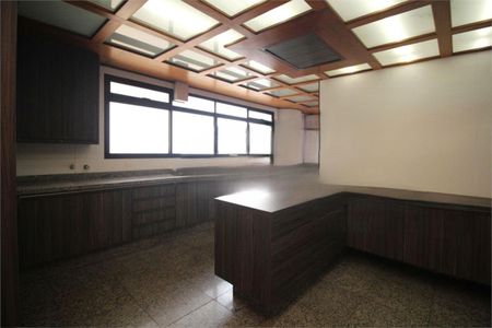 Apartamento para alugar com 541m², 4 quartos e 6 vagas