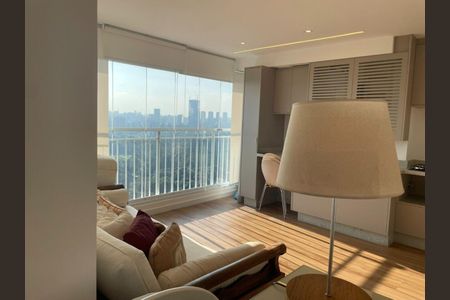 Apartamento à venda com 1 quarto, 60m² em Santo Amaro, São Paulo