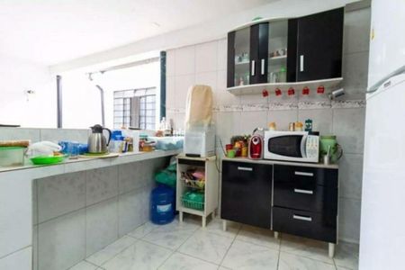 Casa à venda com 253m², 2 quartos e 1 vaga