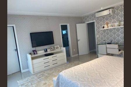 Casa à venda com 5 quartos, 243m² em Recreio dos Bandeirantes, Rio de Janeiro