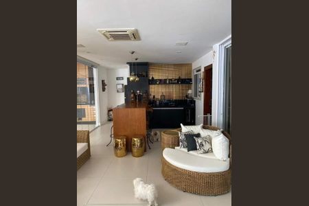 Casa à venda com 5 quartos, 243m² em Recreio dos Bandeirantes, Rio de Janeiro