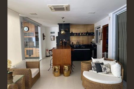 Casa à venda com 5 quartos, 243m² em Recreio dos Bandeirantes, Rio de Janeiro