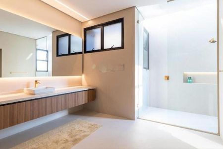 Casa à venda com 3 quartos, 1200m² em Santo Amaro, São Paulo