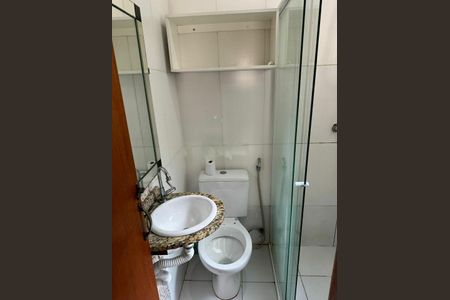 Casa à venda com 2 quartos, 65m² em Vila Carrão, São Paulo