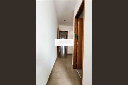 Casa à venda com 3 quartos, 100m² em Vila Tiradentes, São Paulo