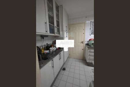 Casa à venda com 2 quartos, 136m² em Vila São Silvestre, São Paulo