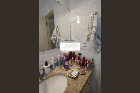 Casa à venda com 2 quartos, 136m² em Vila São Silvestre, São Paulo