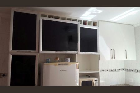 Casa à venda com 3 quartos, 200m² em Jardim Pinheiros, São Paulo