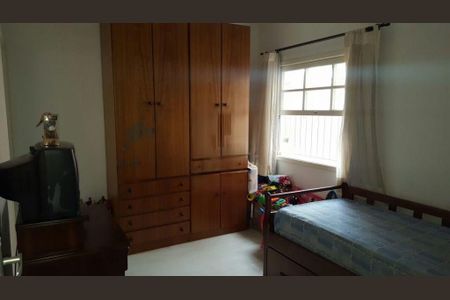 Casa à venda com 3 quartos, 200m² em Jardim Pinheiros, São Paulo