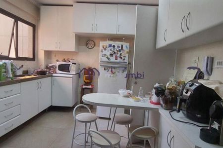 Apartamento à venda com 4 quartos, 185m² em Vila Sonia, São Paulo