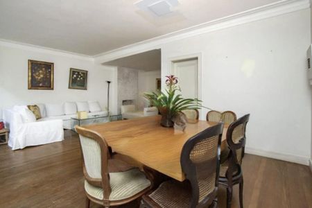 Casa à venda com 3 quartos, 279m² em Real Parque, São Paulo