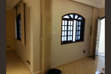 Casa à venda com 3 quartos, 150m² em Jardim Piqueroby, São Paulo