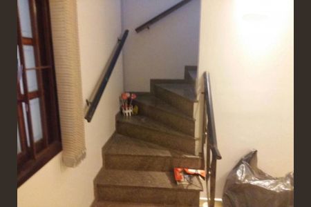 Casa à venda com 3 quartos, 150m² em Jardim Piqueroby, São Paulo