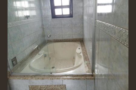 Casa à venda com 3 quartos, 150m² em Jardim Piqueroby, São Paulo