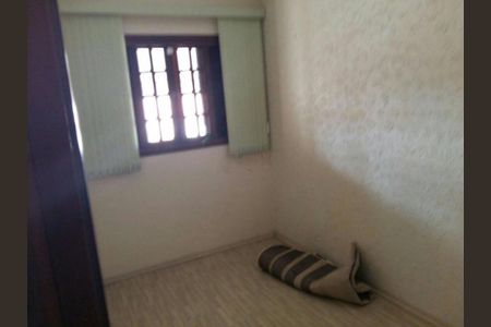 Casa à venda com 3 quartos, 150m² em Jardim Piqueroby, São Paulo