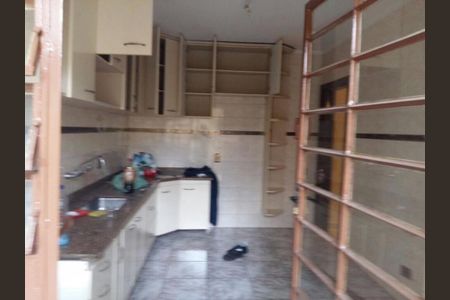 Casa à venda com 3 quartos, 150m² em Jardim Piqueroby, São Paulo