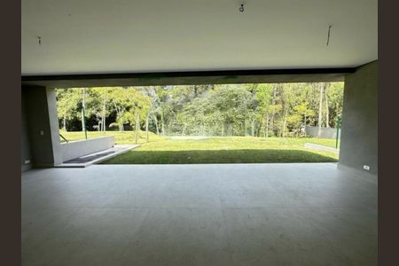 Casa à venda com 4 quartos, 828m² em Vila Elvira, São Paulo