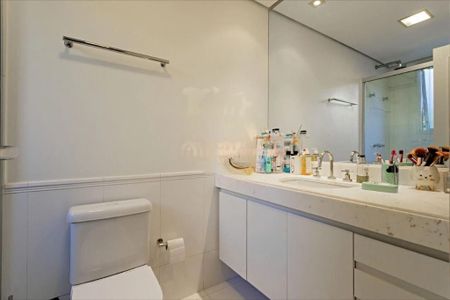 Casa à venda com 273m², 3 quartos e 4 vagas