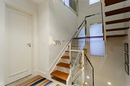 Casa à venda com 273m², 3 quartos e 4 vagas
