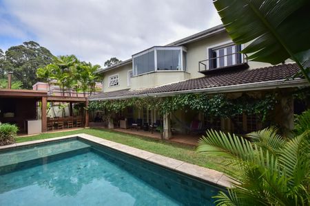 Casa à venda com 480m², 3 quartos e 4 vagasPiscina