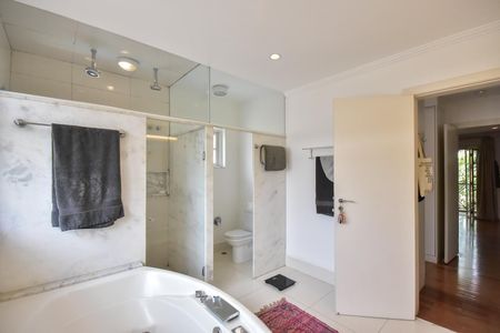 Casa à venda com 480m², 3 quartos e 4 vagasBanheiro da Suíte 3