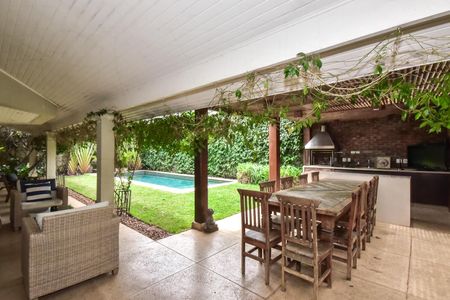 Casa à venda com 480m², 3 quartos e 4 vagasChurrasqueira