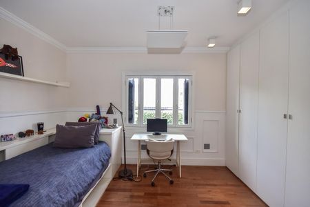 Casa à venda com 480m², 3 quartos e 4 vagasSuíte 1