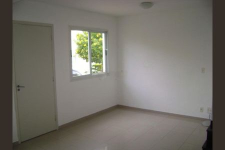 Casa à venda com 3 quartos, 100m² em Vila Carrão, São Paulo