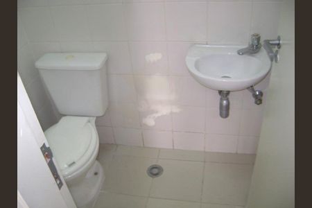 Casa à venda com 3 quartos, 100m² em Vila Carrão, São Paulo