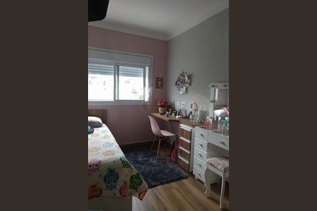 Casa à venda com 3 quartos, 200m² em Vila Carrão, São Paulo