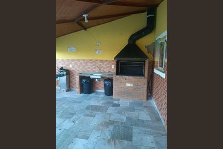 Casa à venda com 2 quartos, 82m² em Vila Carrão, São Paulo