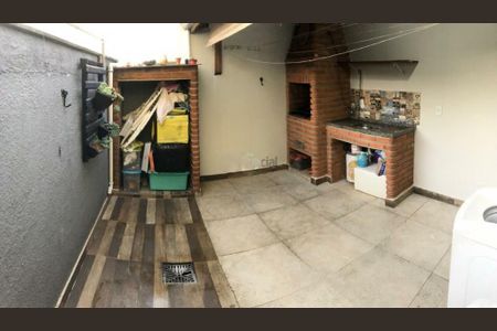 Casa à venda com 2 quartos, 82m² em Vila Carrão, São Paulo