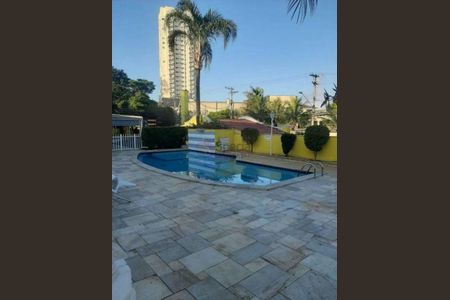 Casa à venda com 2 quartos, 82m² em Vila Carrão, São Paulo