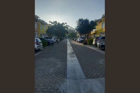 Casa à venda com 2 quartos, 82m² em Vila Carrão, São Paulo