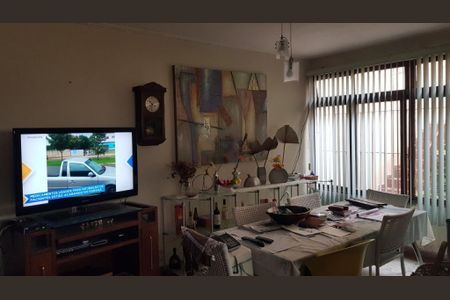 Casa à venda com 3 quartos, 350m² em Vila Regente Feijó, São Paulo