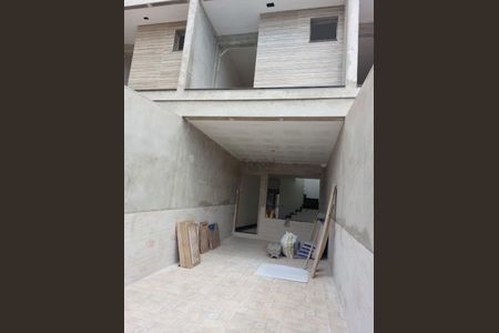 Casa à venda com 3 quartos, 108m² em Vila Sao Geraldo, São Paulo